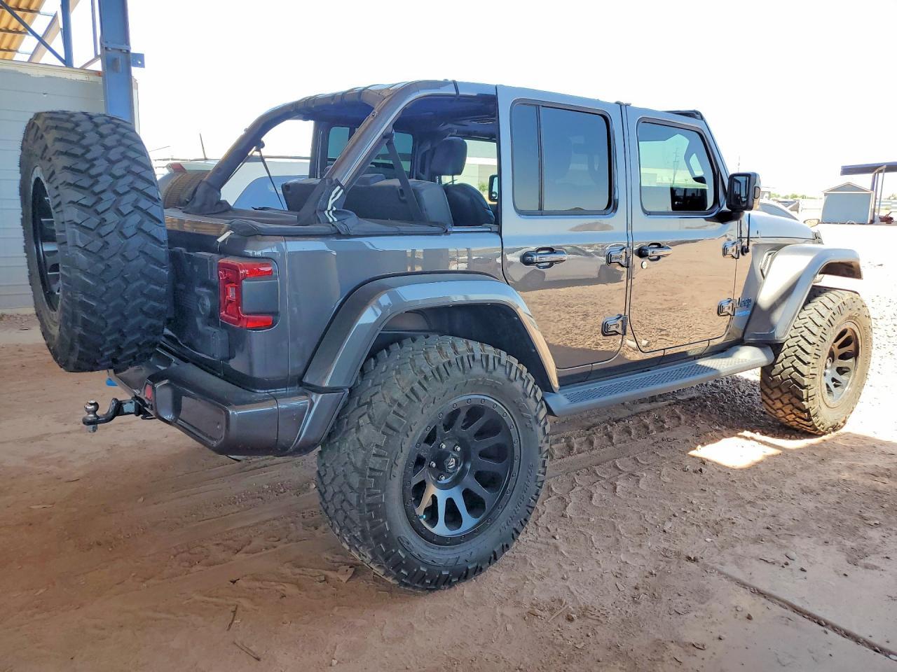 2021 Jeep Wrangler Unlimited Sahara 4Xe - Image 3