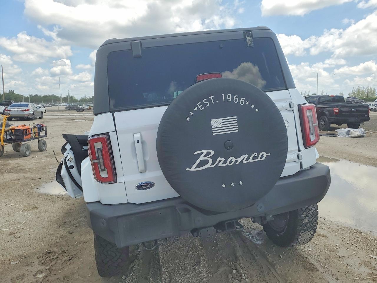 2022 Ford Bronco Base/Big Bend/Black Diamond/Outer Banks - Фото 6