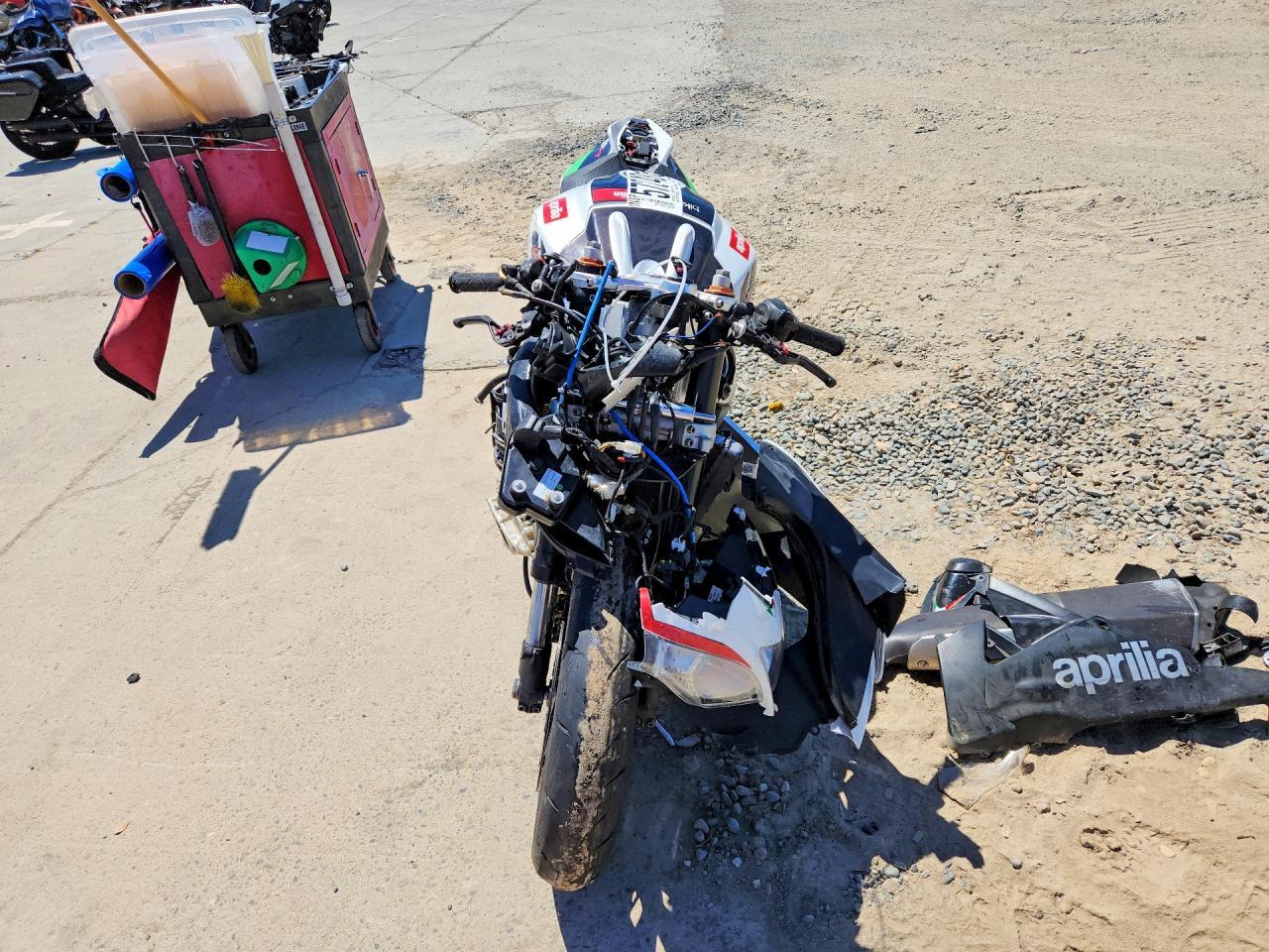 2010 Aprilia Rsv4 R - Фото 2