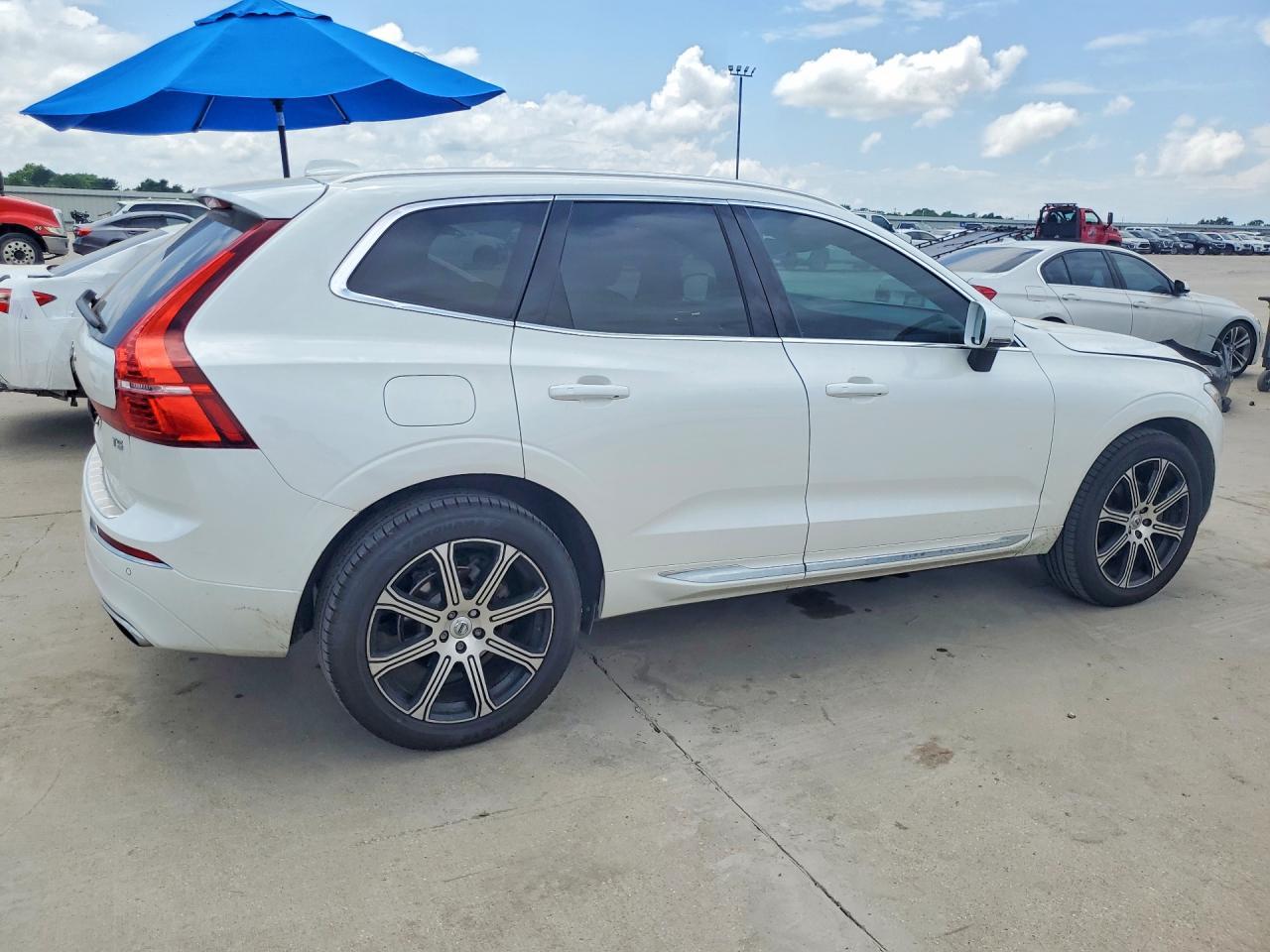 2021 Volvo Xc60 - Фото 3
