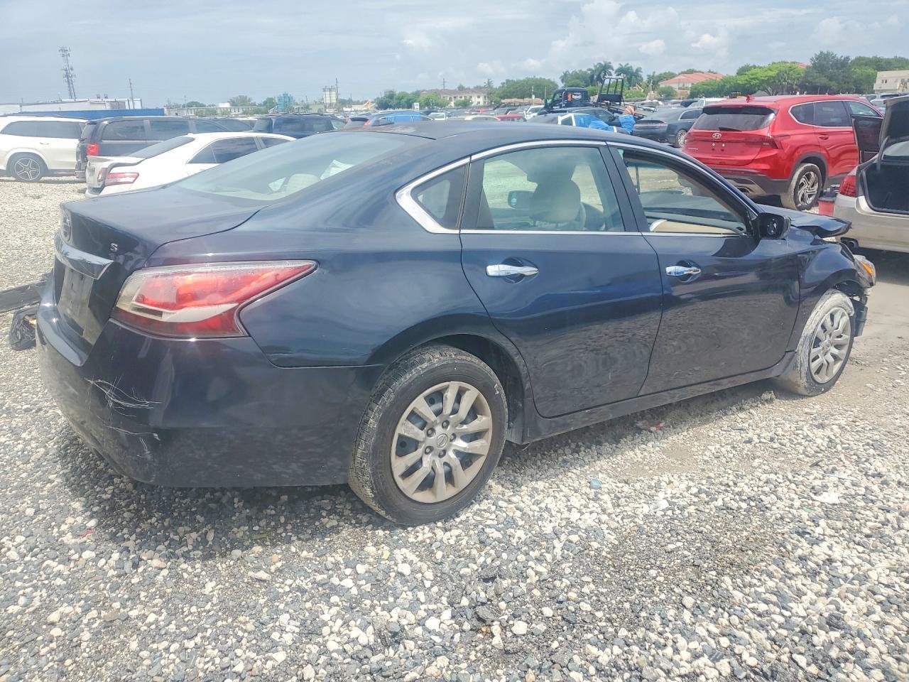 2015 Nissan Altima 2.5 S - Image 3