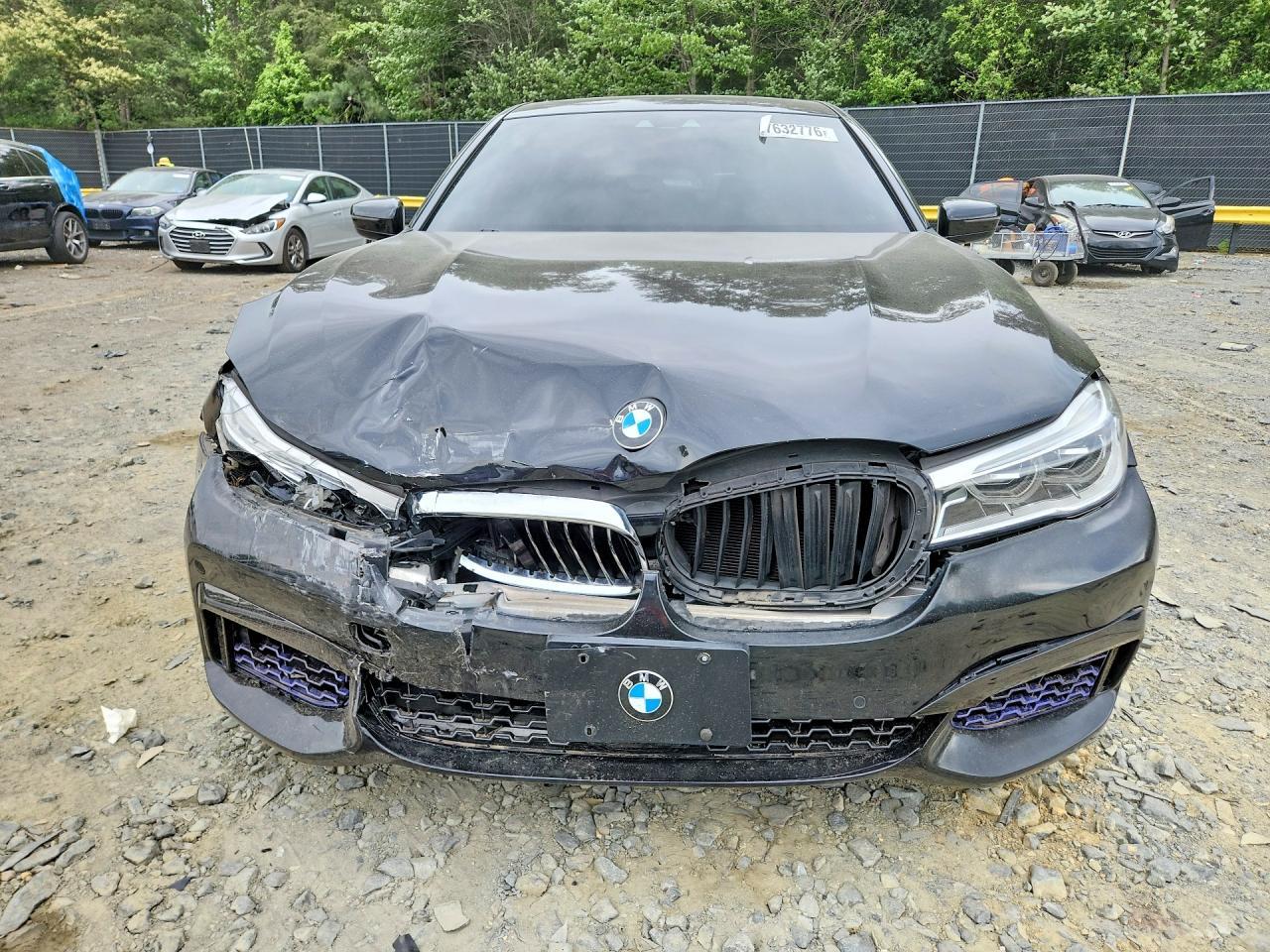 2018 BMW 750 Xi - Фото 5