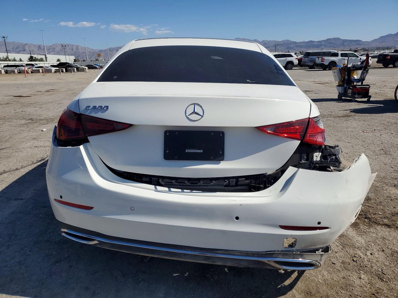 2023 Mercedes-Benz C 300 - Фото 6