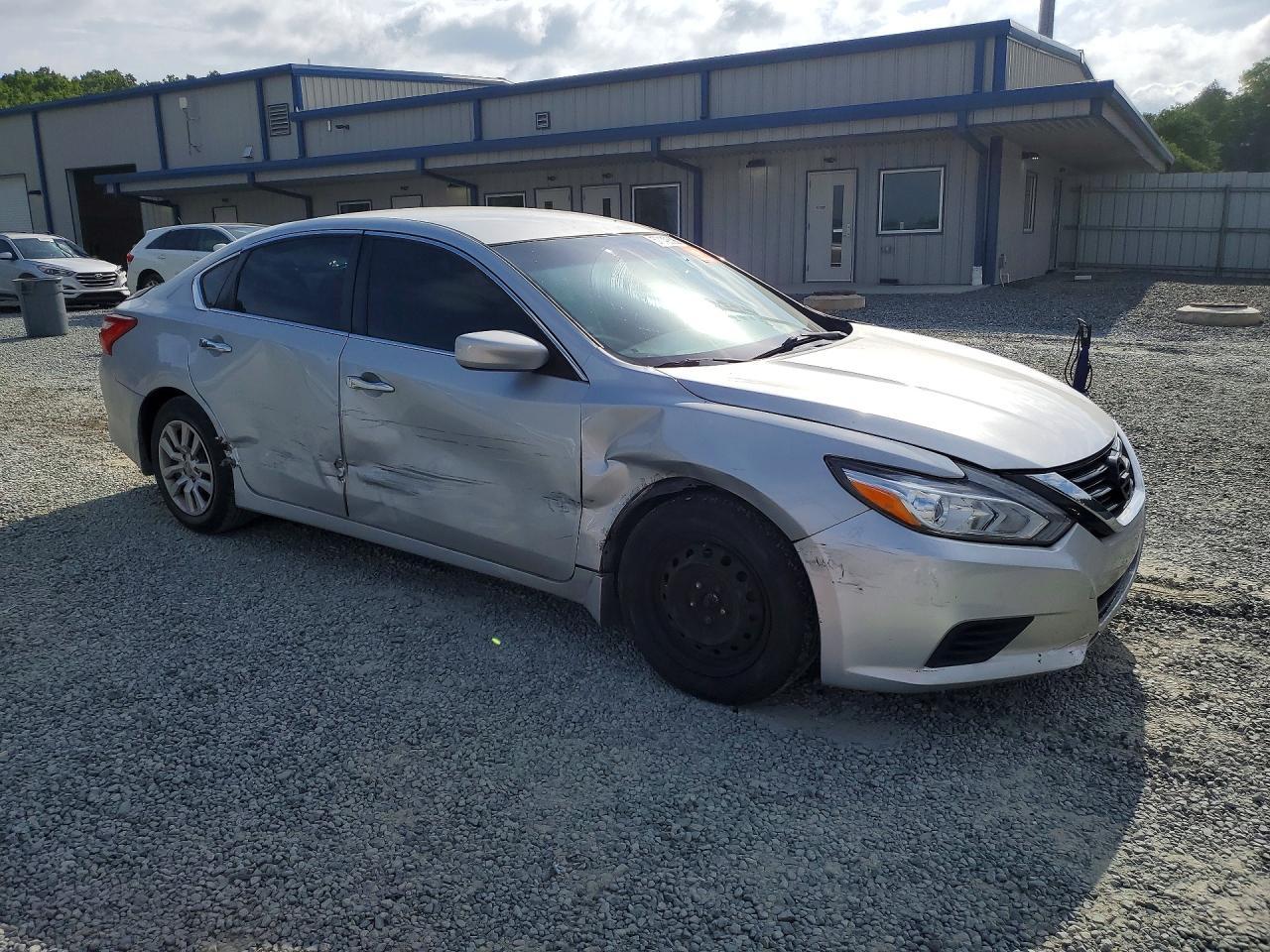 2017 Nissan Altima 2.5 S - Фото 4