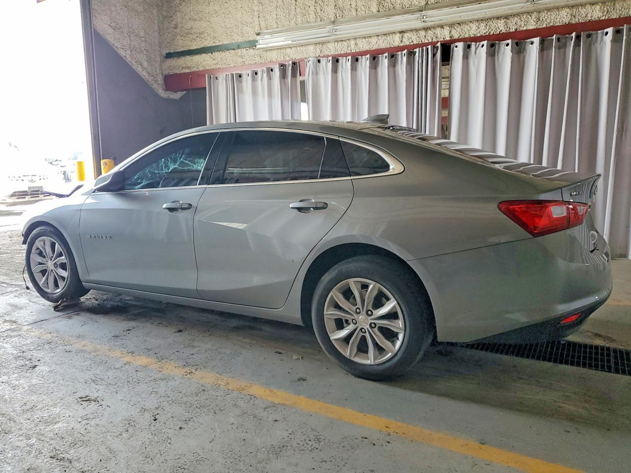 2025 Chevrolet Malibu Lt - Фото 2