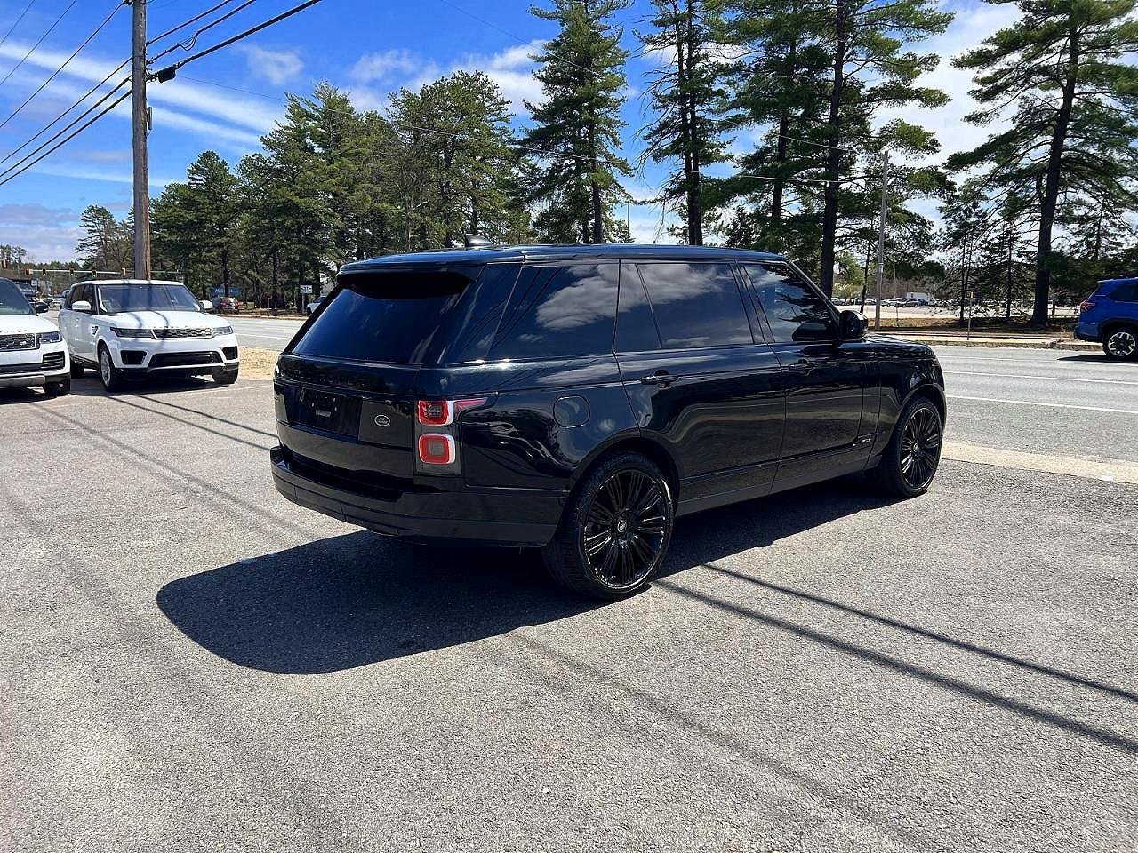 2019 Land Rover Range Rover Supercharged - Image 3