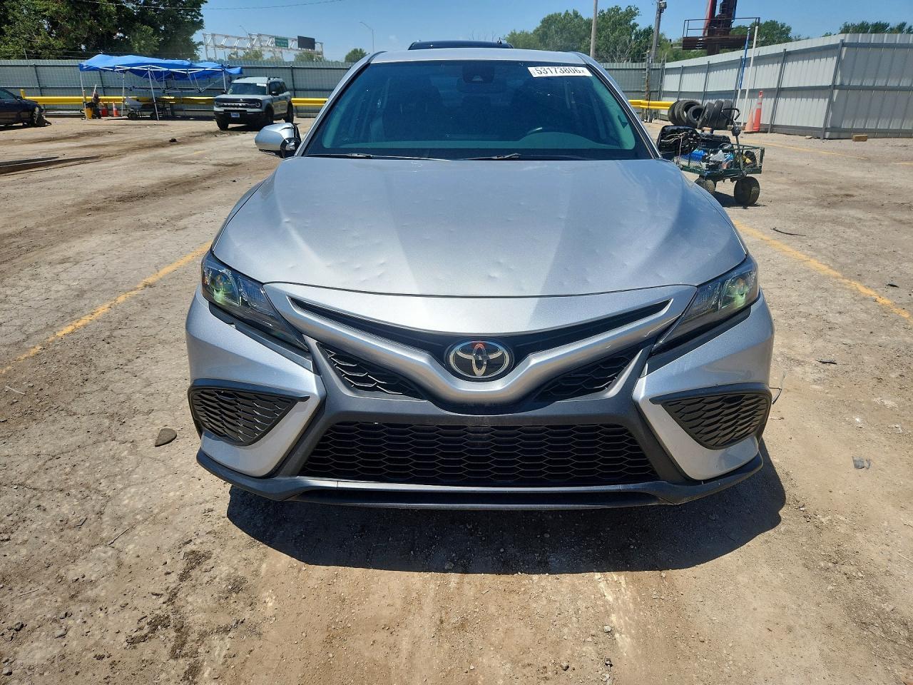 2023 Toyota Camry Se - Image 5
