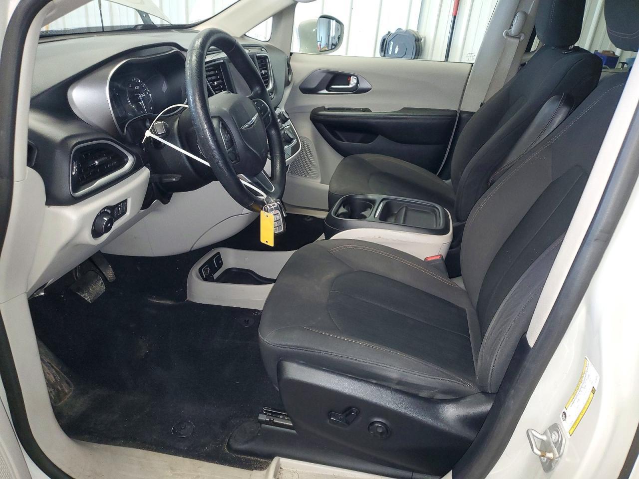 2020 Chrysler Pacifica - Фото 7