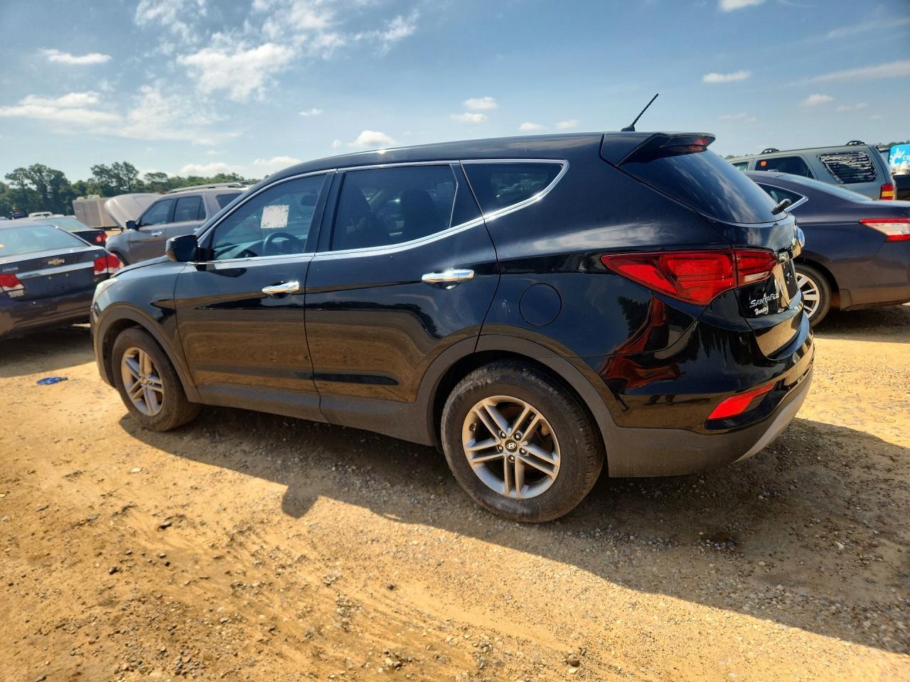 2018 Hyundai Santa Fe Sport 2.4L - Image 2