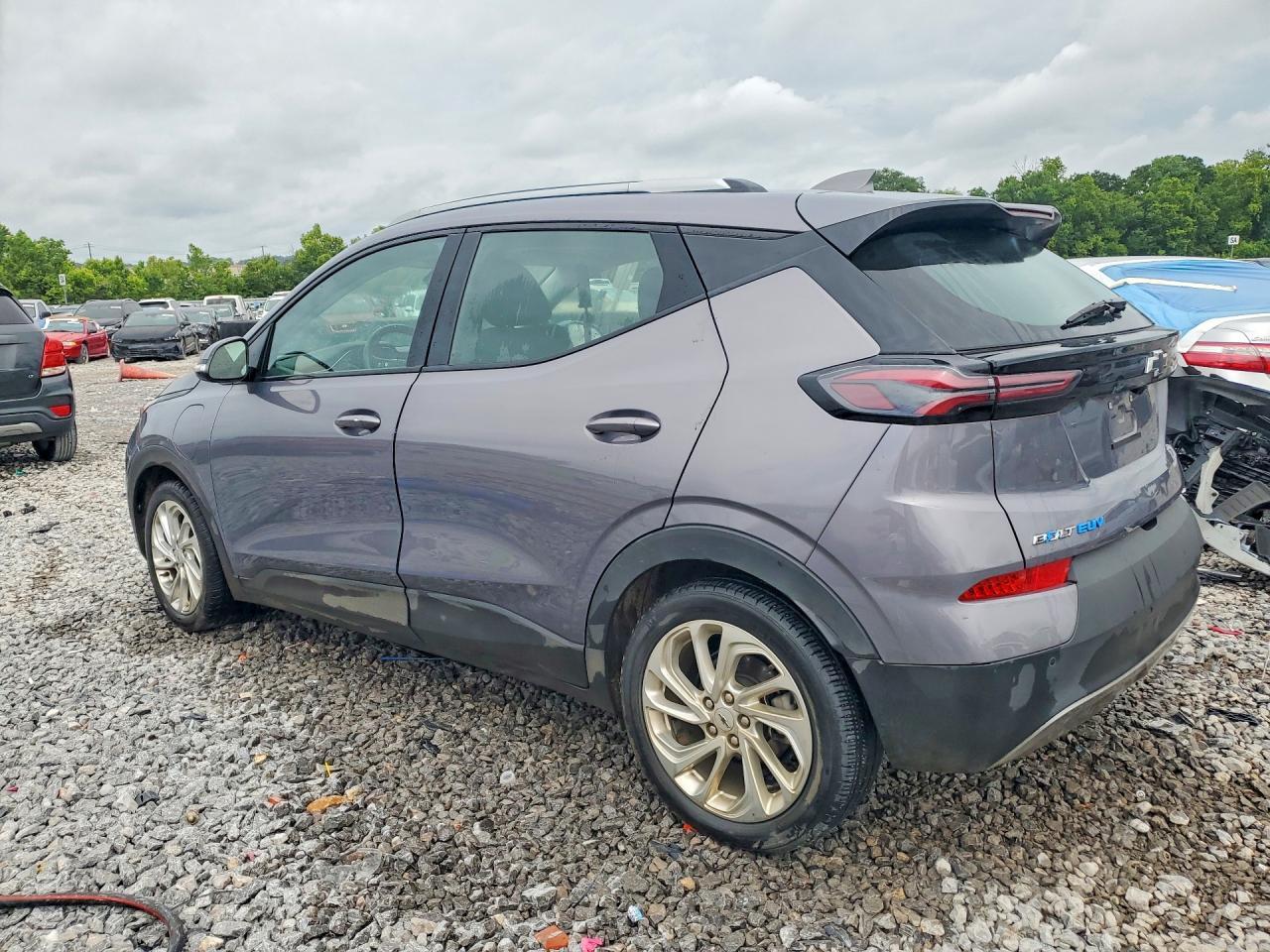 2023 Chevrolet Bolt Euv Lt - Image 2