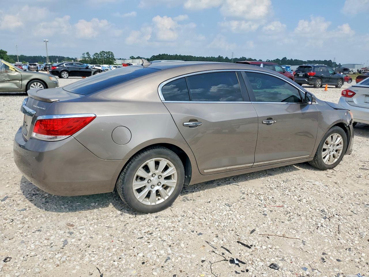 2012 Buick Lacrosse Premium - Image 3