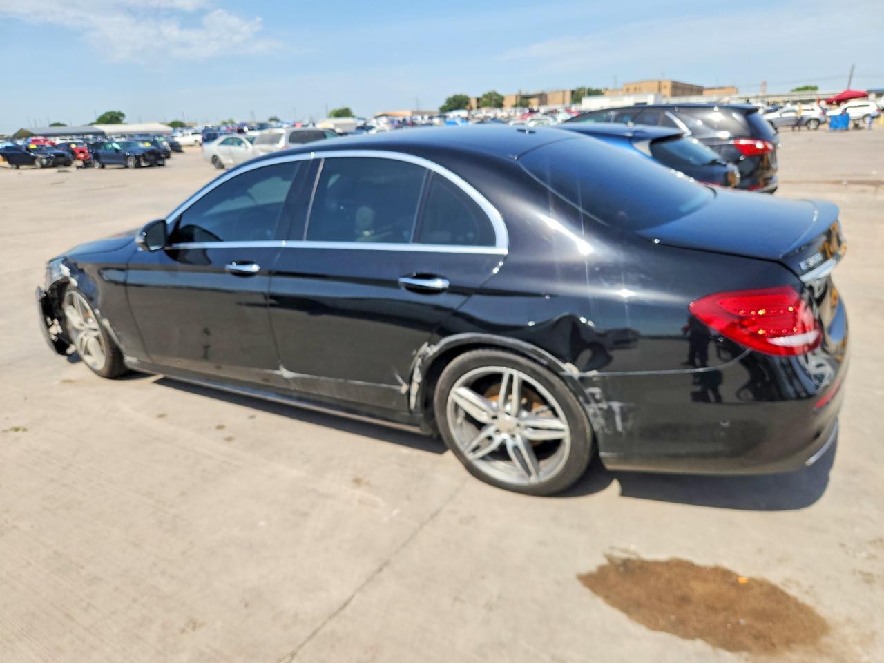 2019 Mercedes-Benz E 300 - Image 2