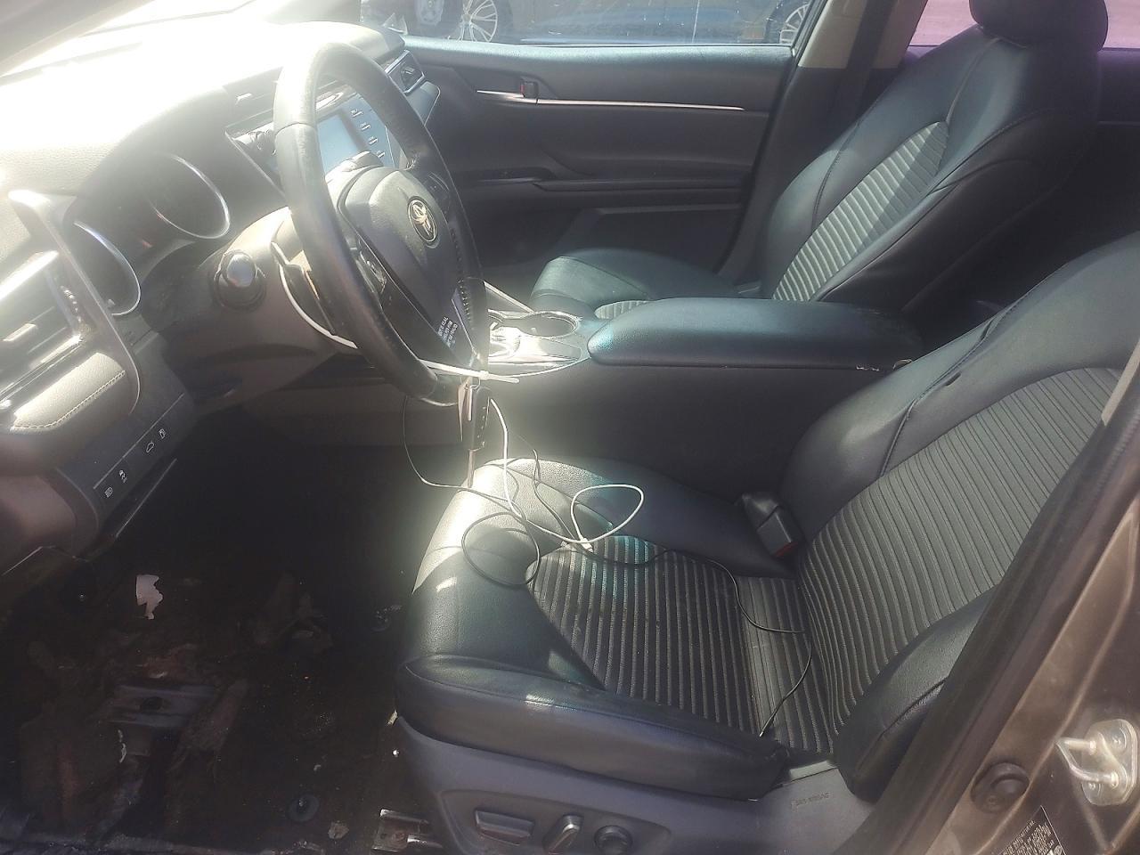 2018 Toyota Camry Se - Image 7