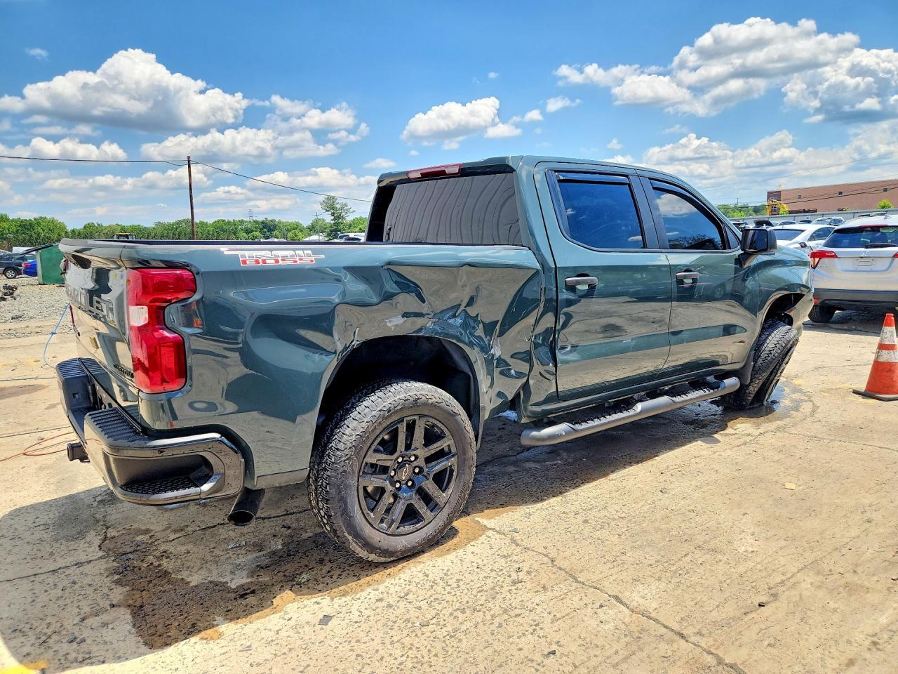 2025 Chevrolet Silverado K1500 Trail Boss Custom - Image 3
