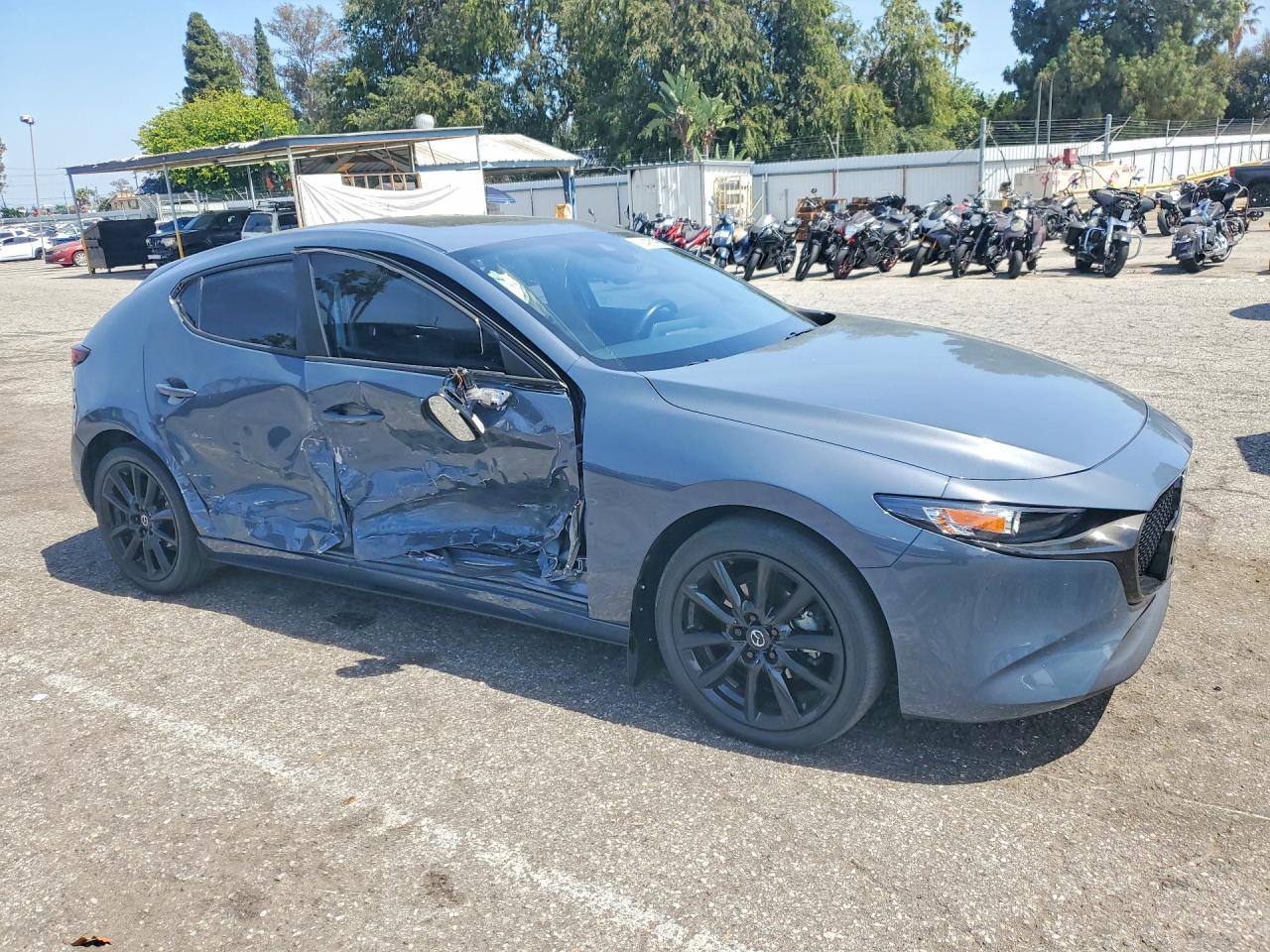 2023 Mazda 3 Preferred - Image 4