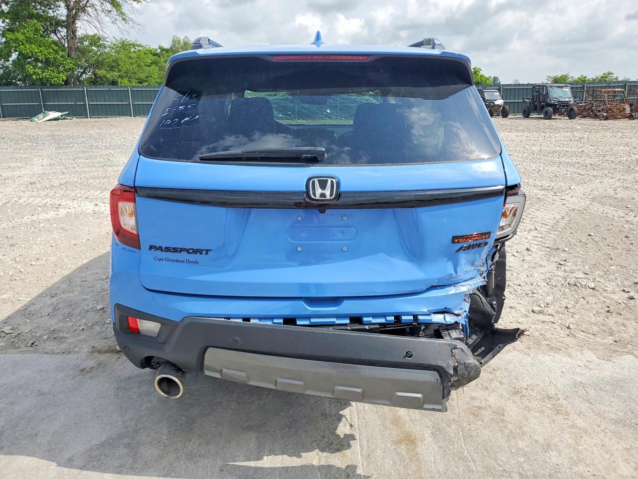 2025 Honda Passport - Image 6
