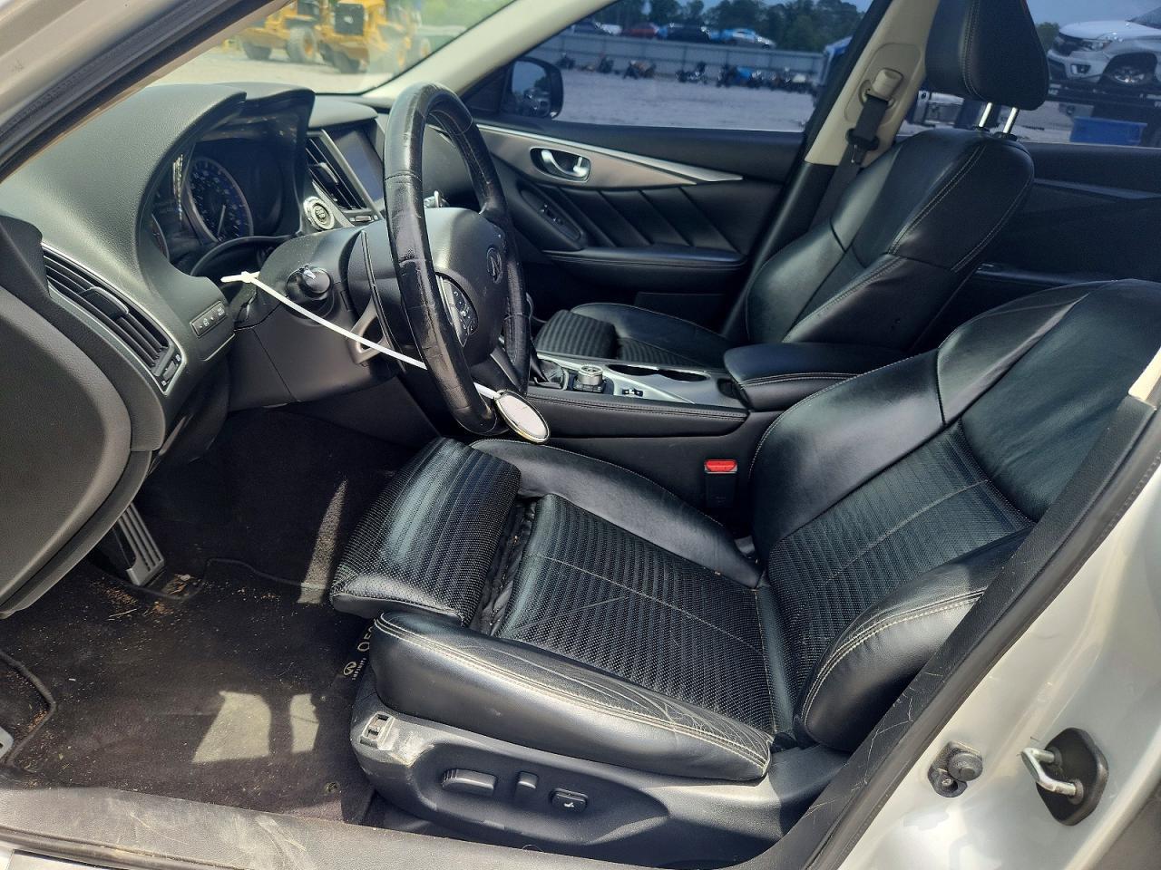 2015 Infiniti Q50 Sport - Image 7