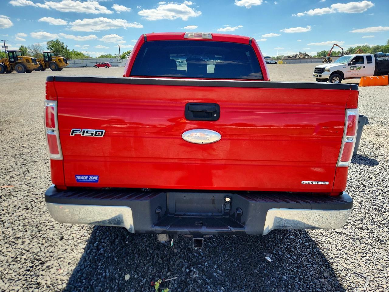 2011 Ford F150 Supercrew - Image 6