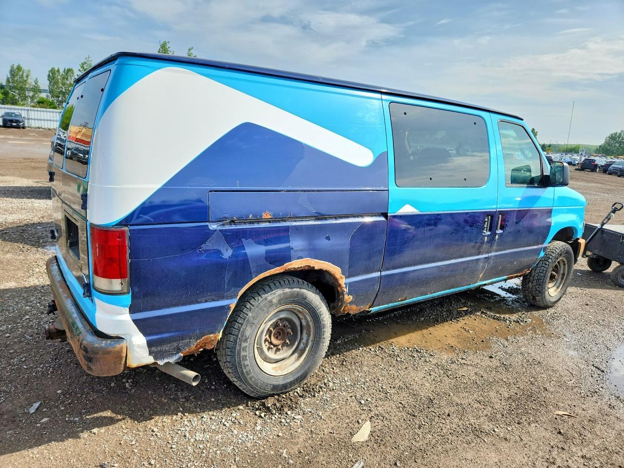 2008 Ford Econoline E150 Van - Фото 3