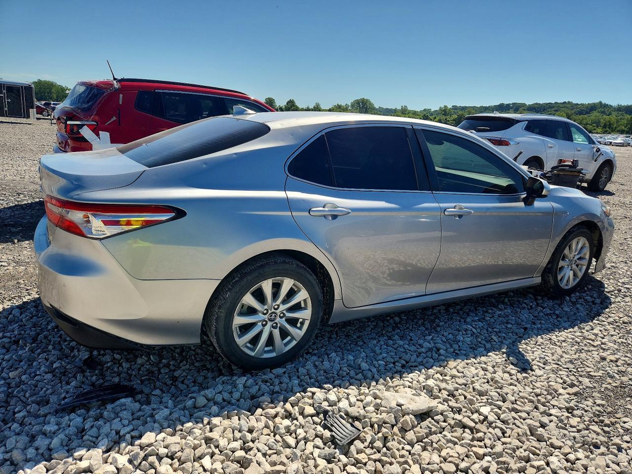 2019 Toyota Camry Le - Image 3