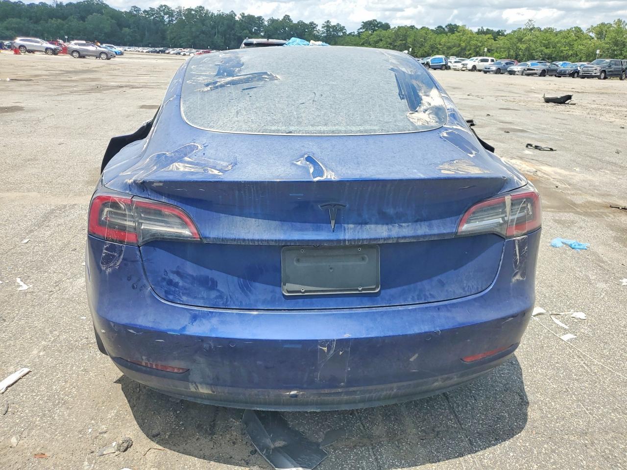 2019 Tesla Model 3 - Фото 6