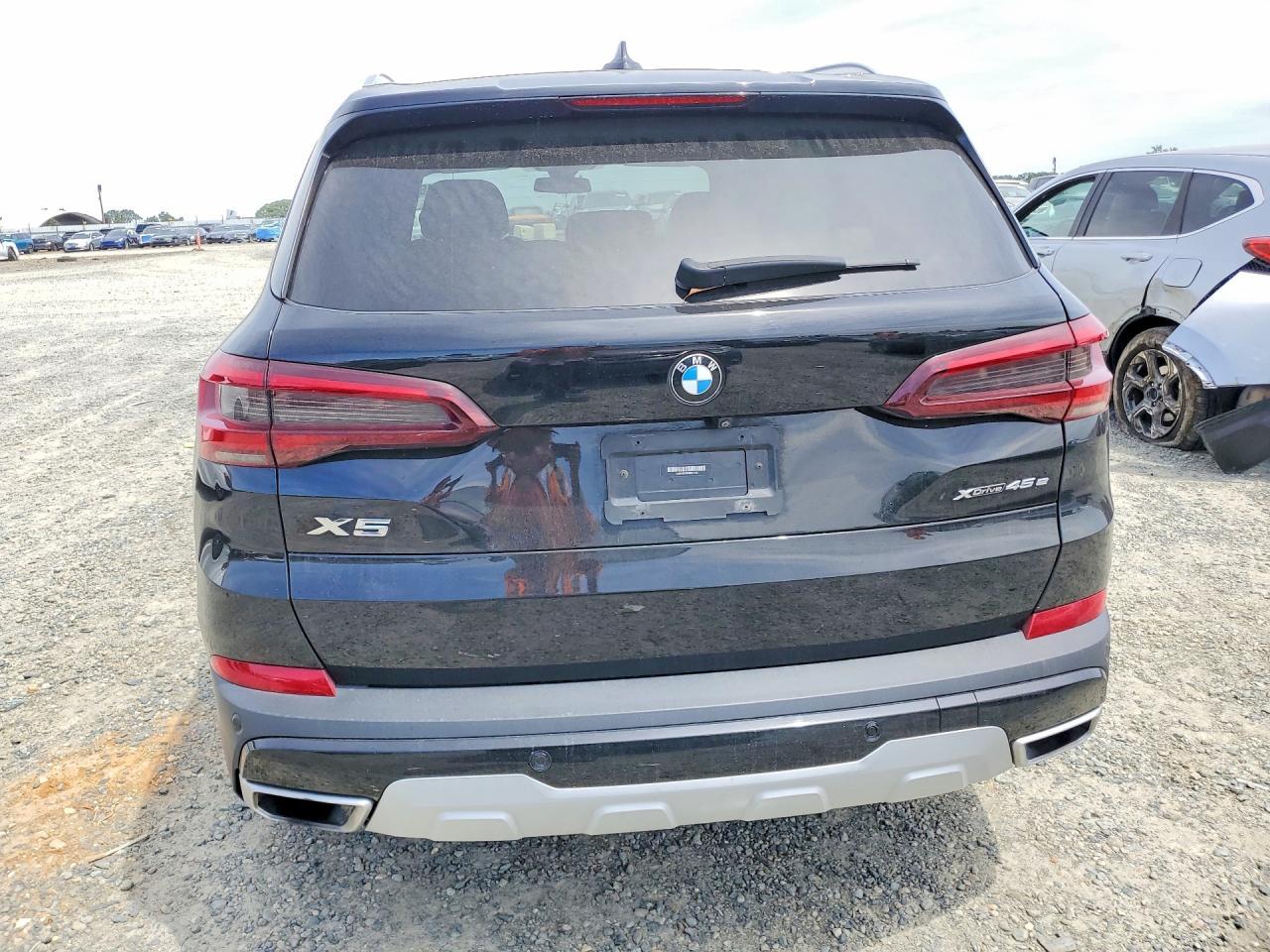 2021 BMW X5 xDrive45E - Image 6