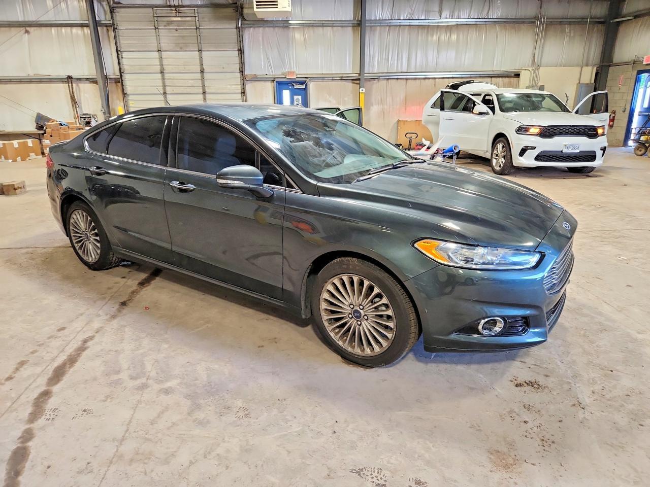 2016 Ford Fusion Titanium - Image 4