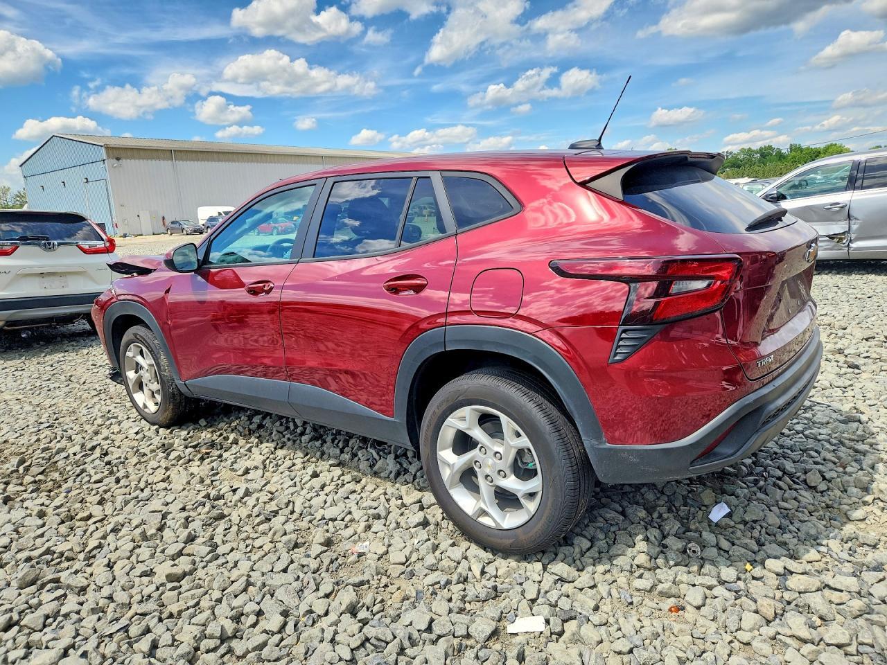 2025 Chevrolet Trax Ls - Image 2