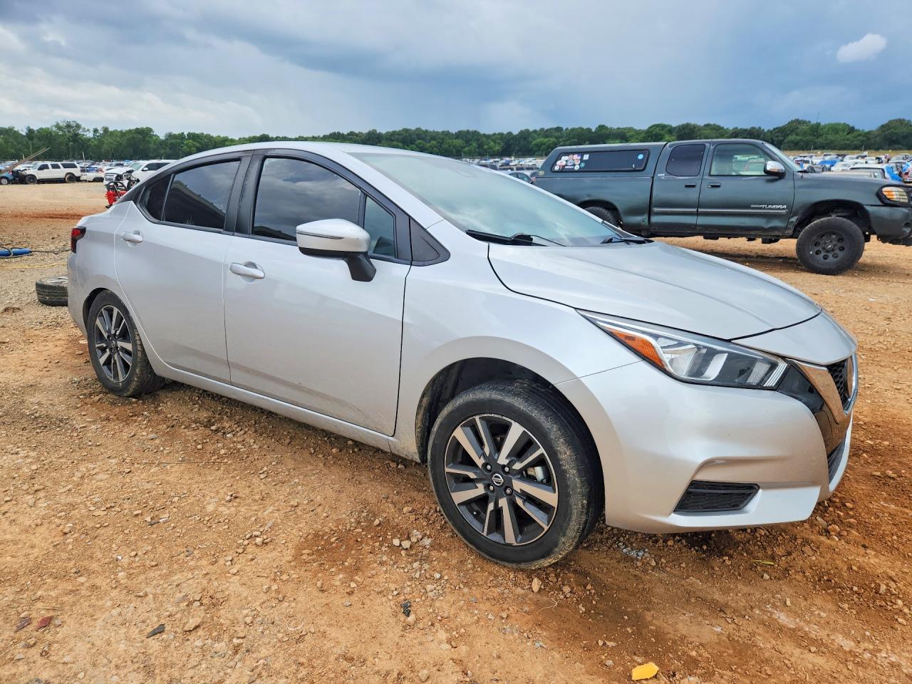 2021 Nissan Versa Sv - Фото 4