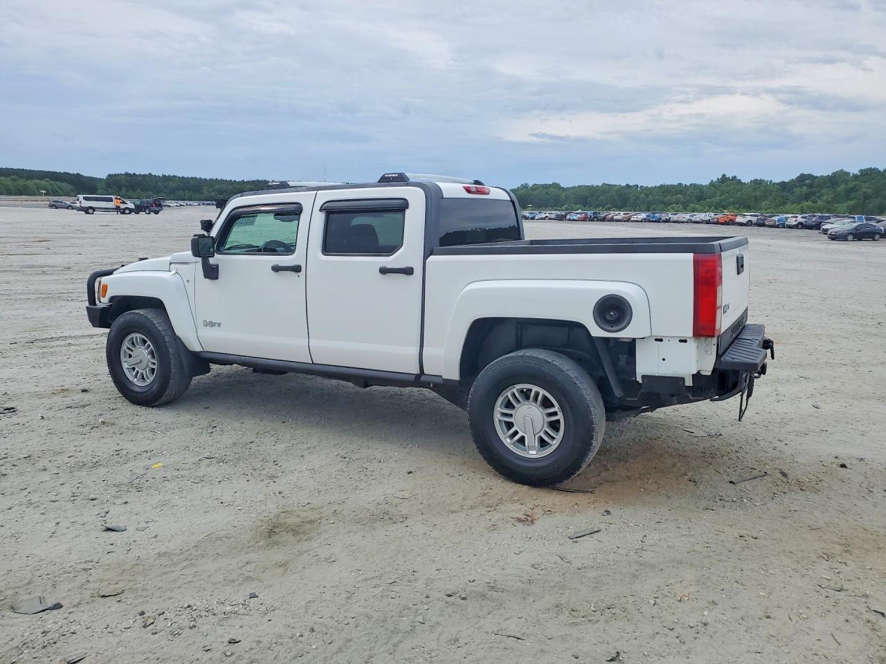 2009 Hummer H3T - Фото 2