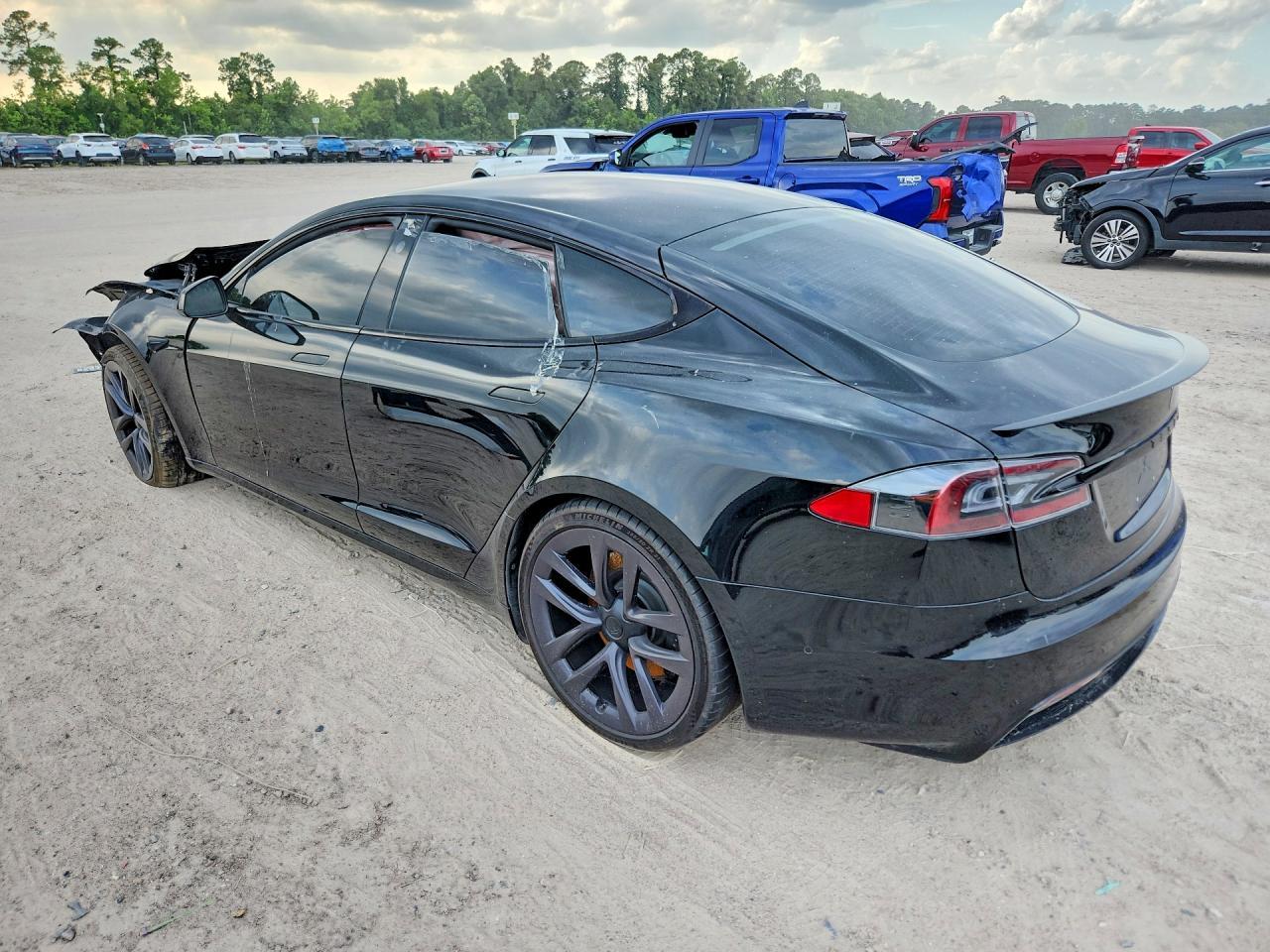 2021 Tesla Model S - Image 2