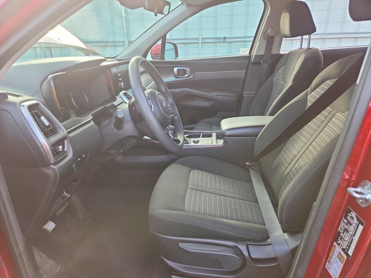 2021 Kia Sorento Lx - Image 7