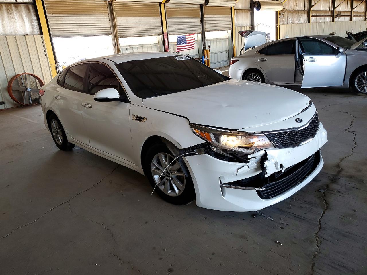 2017 Kia Optima Lx - Image 4