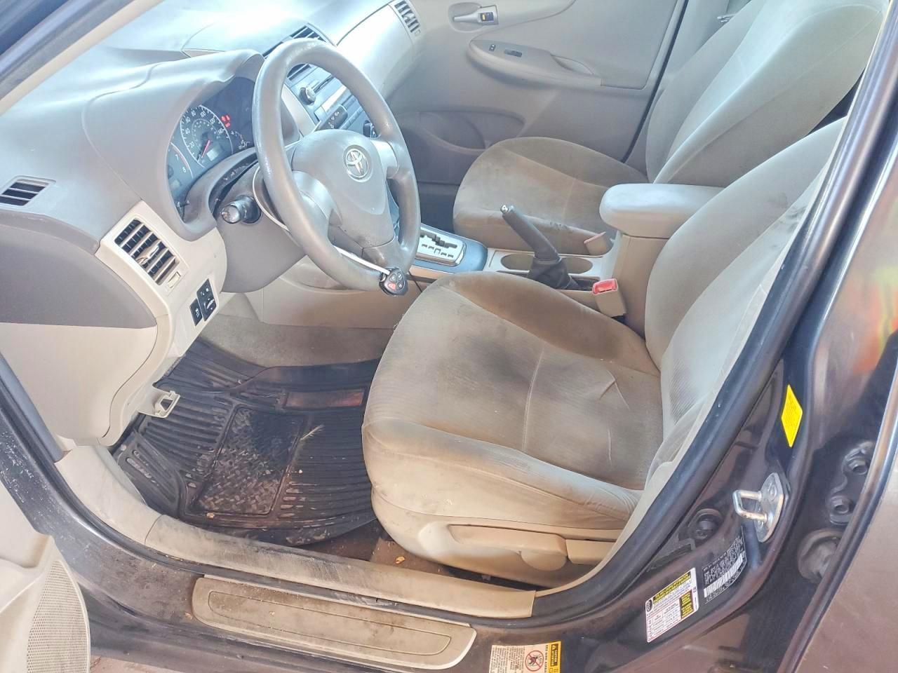 2010 Toyota Corolla Le - Image 7
