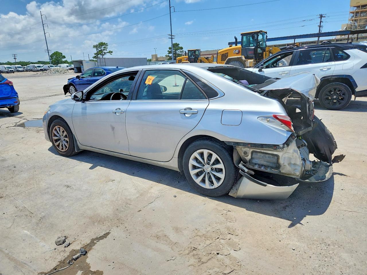 2017 Toyota Camry Le - Фото 2