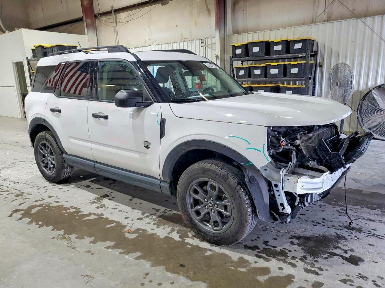 2023 Ford Bronco Sport Badlands - Image 4