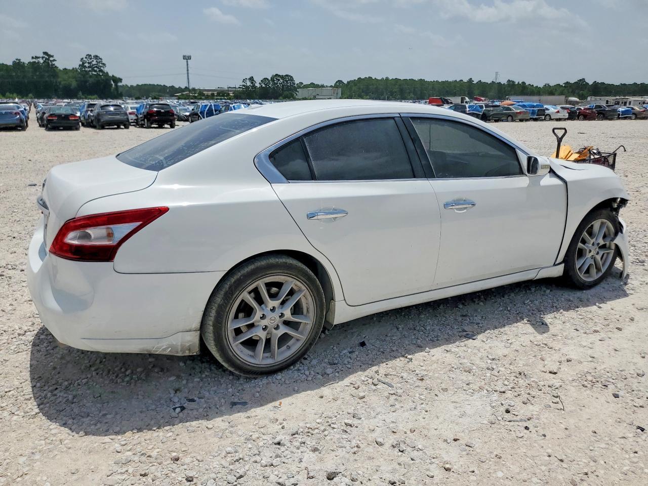 2010 Nissan Maxima 3.5 S - Фото 3