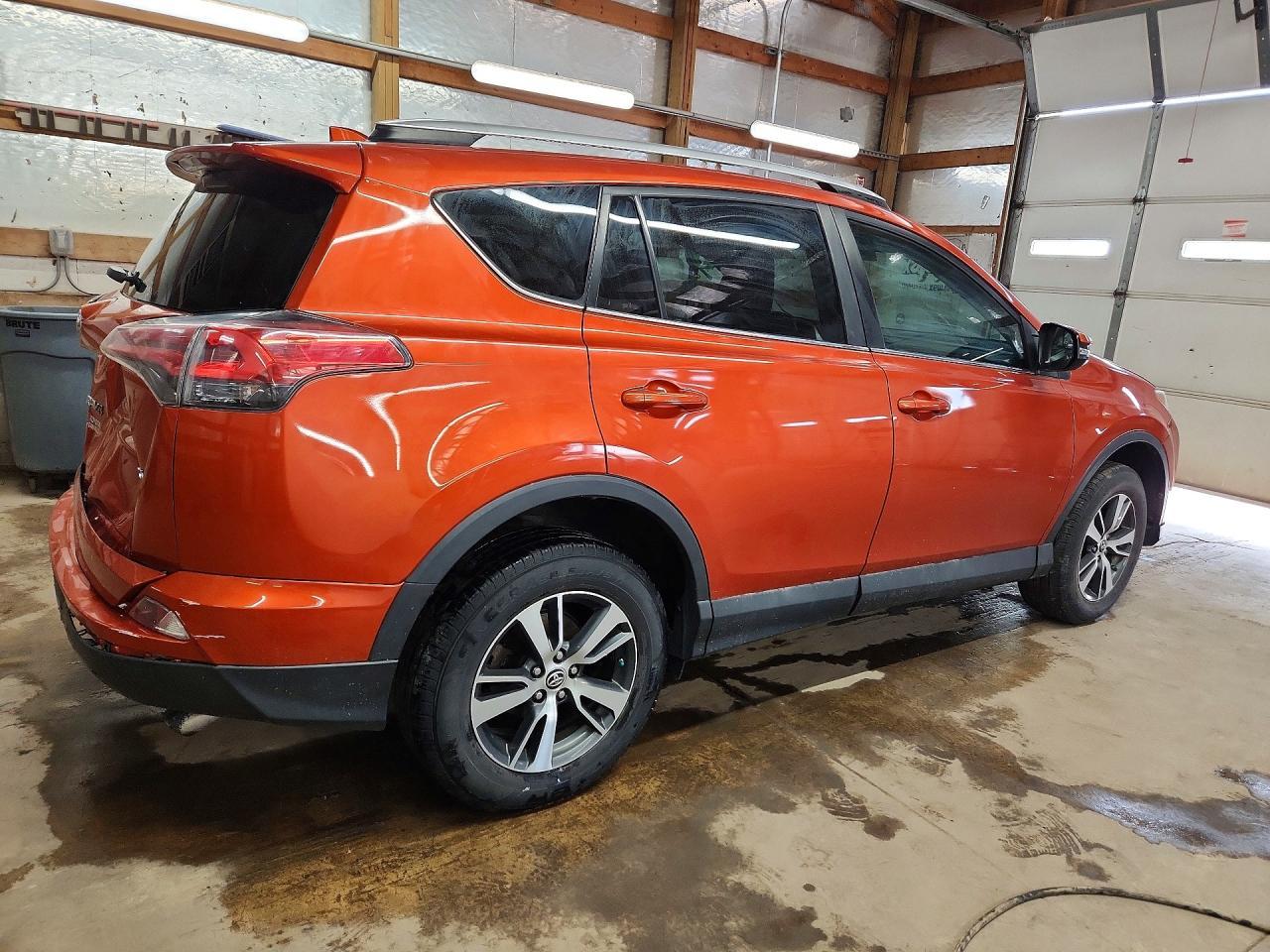 2016 Toyota Rav4 Xle - Фото 3