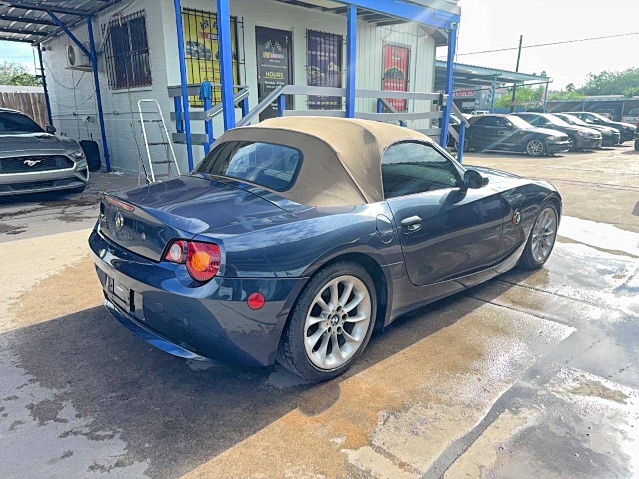 2003 BMW Z4 2.5 - Image 4