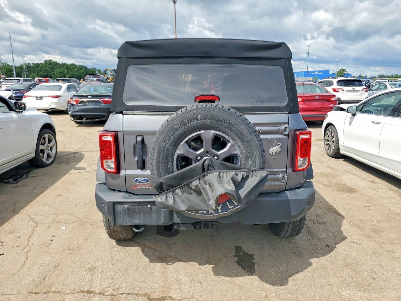 2023 Ford Bronco Base - Фото 6
