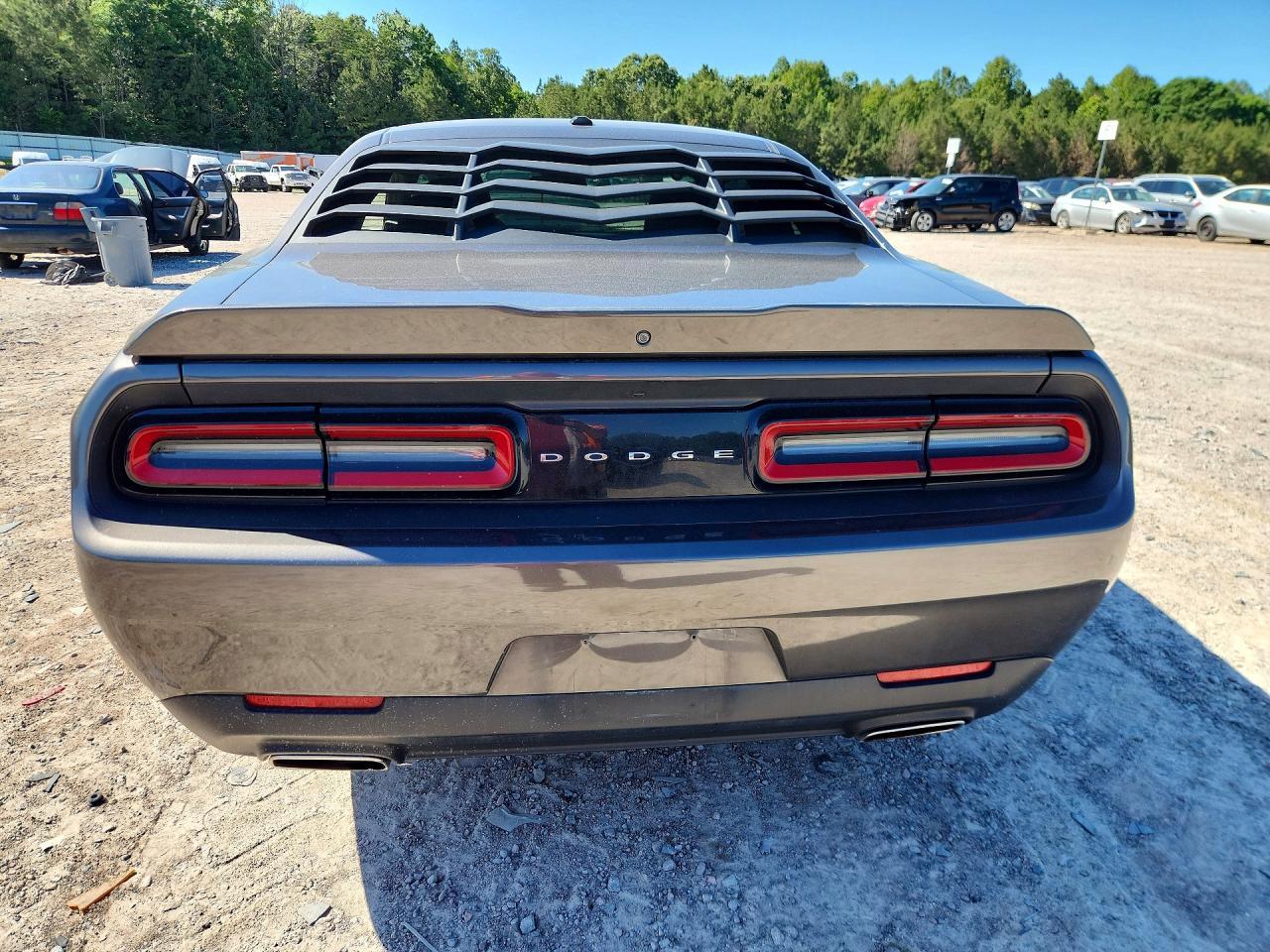 2021 Dodge Challenger Sxt - Фото 6