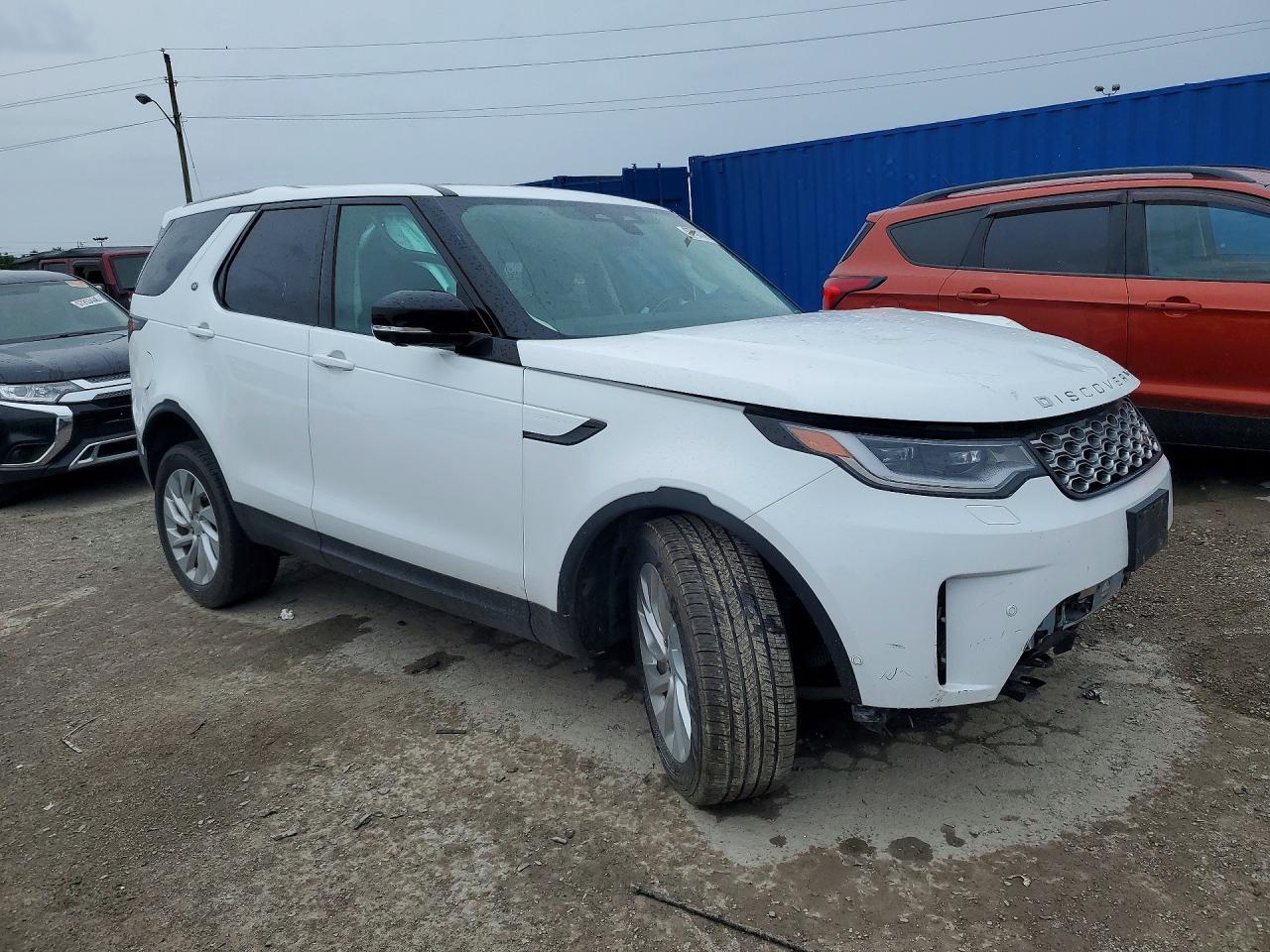 2024 Land Rover Discovery S - Image 4