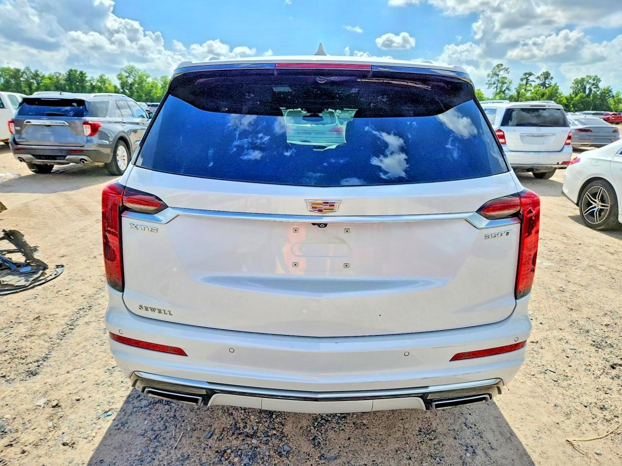 2022 Cadillac Xt6 Luxury - Image 6