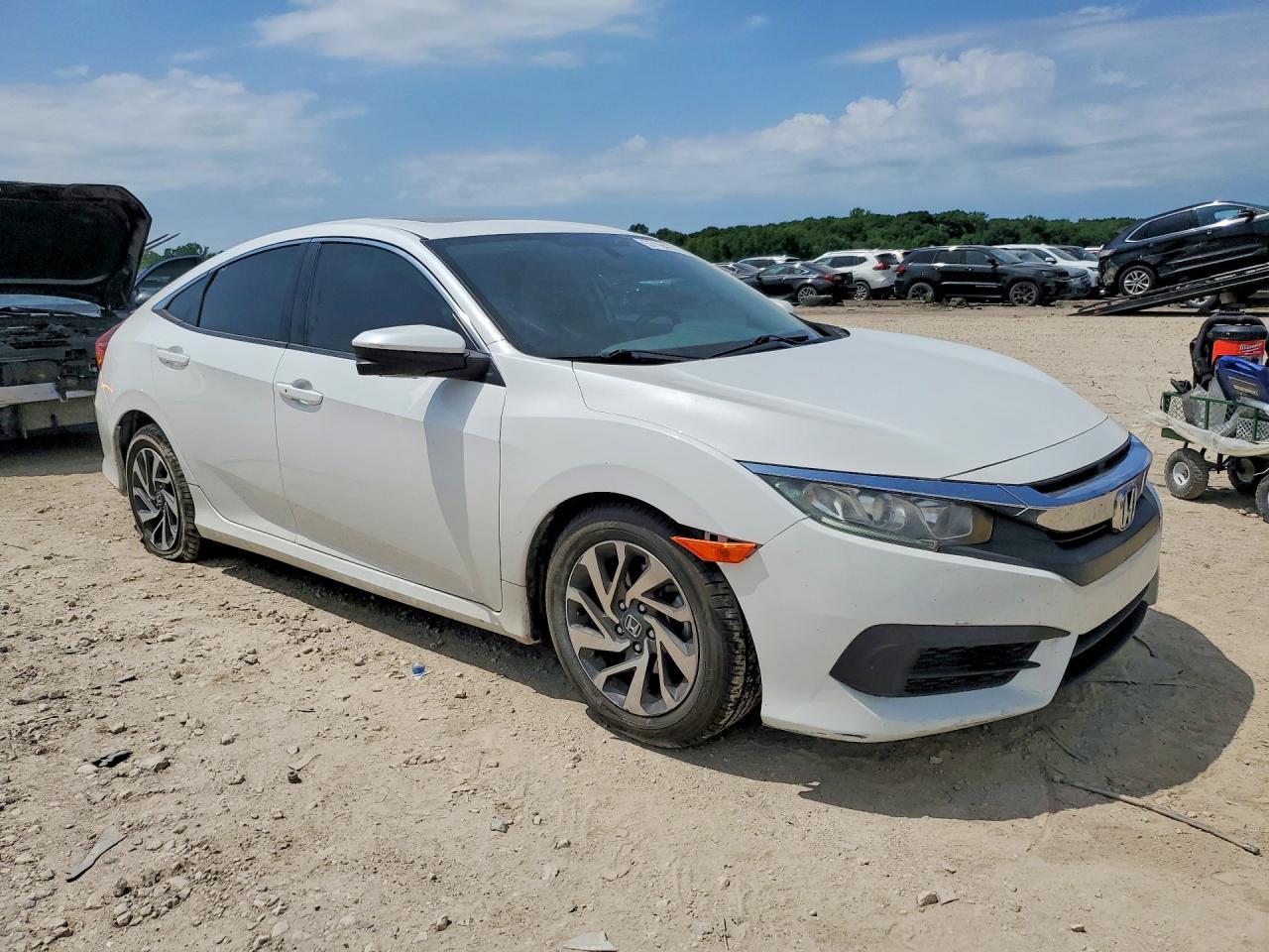 2018 Honda Civic Ex - Image 4