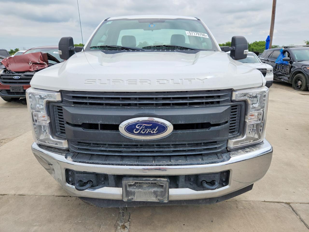 2019 Ford F250 Super Duty - Фото 5