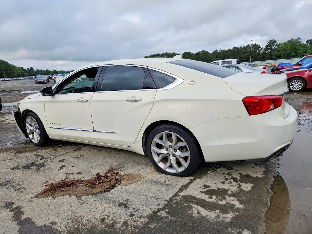 2014 Chevrolet Impala Ltz - Image 2