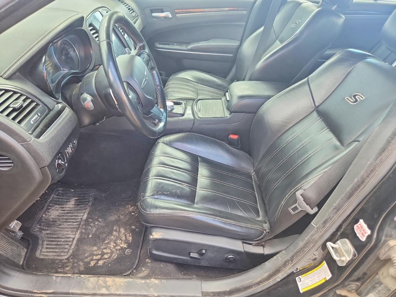 2019 Chrysler 300 S - Фото 7