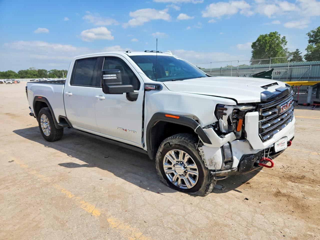 2024 GMC Sierra K2500 At4 - Фото 4