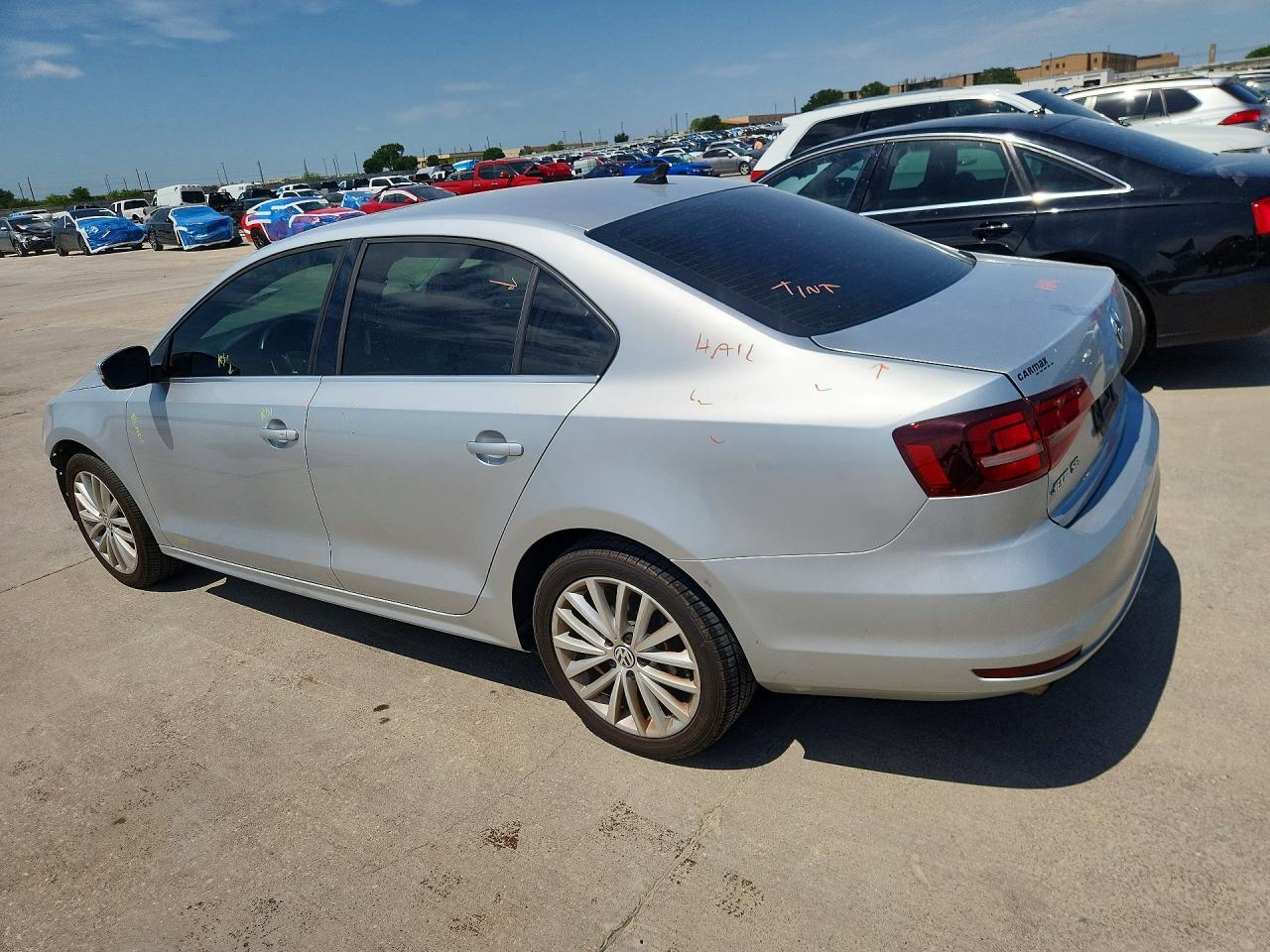 2016 Volkswagen Jetta Sel - Image 2