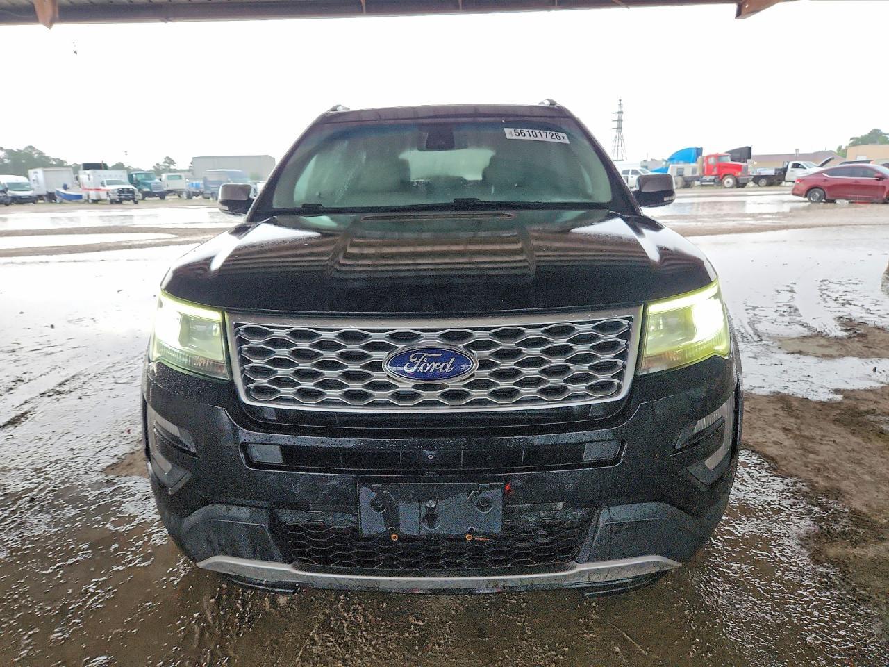 2016 Ford Explorer Platinum - Image 5